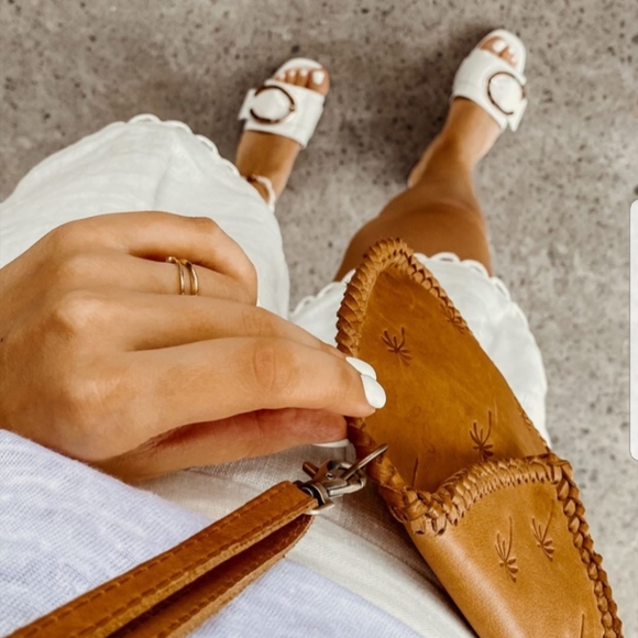 Price firm!//The Santorini// White Slides - Picture 2 of 7